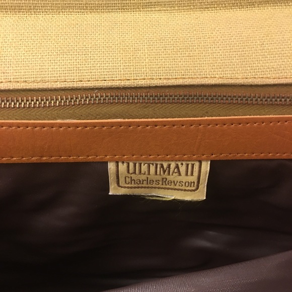 2/$30 Vintage Charles Revson Ultima II Commuter Bag - Picture 9 of 11